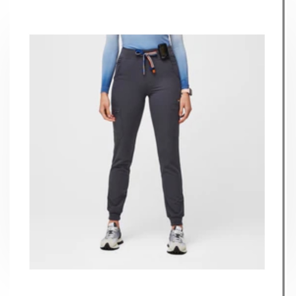Figs Medium Petite Charcoal Jogger Bottoms